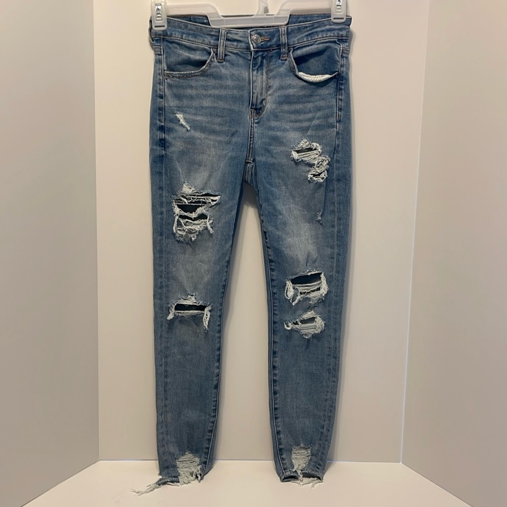 American Eagle High Rise Distressed Jeggings Women’s Size 4 Short Skinny Jeans